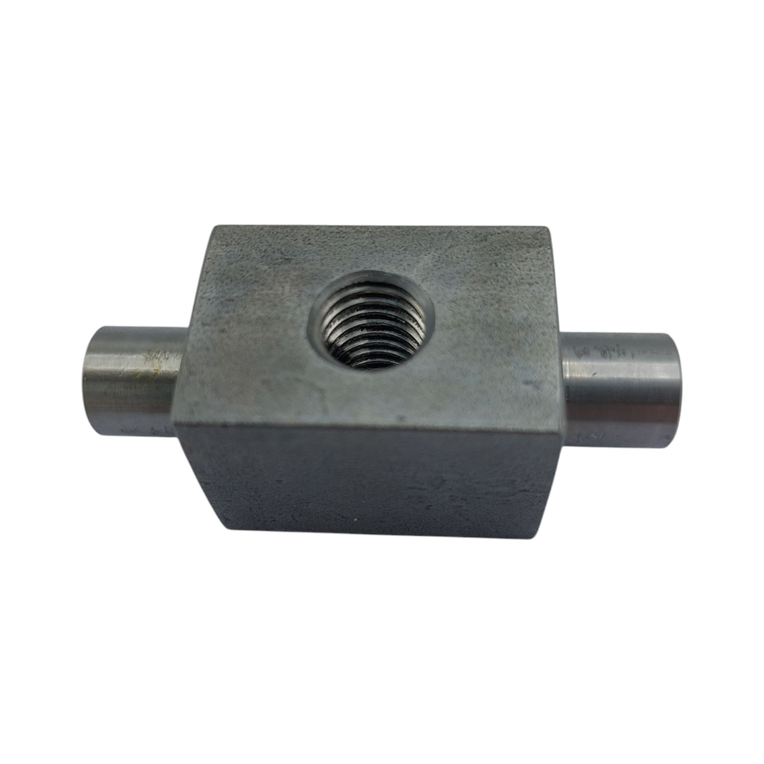 4CB73103 - AXLE